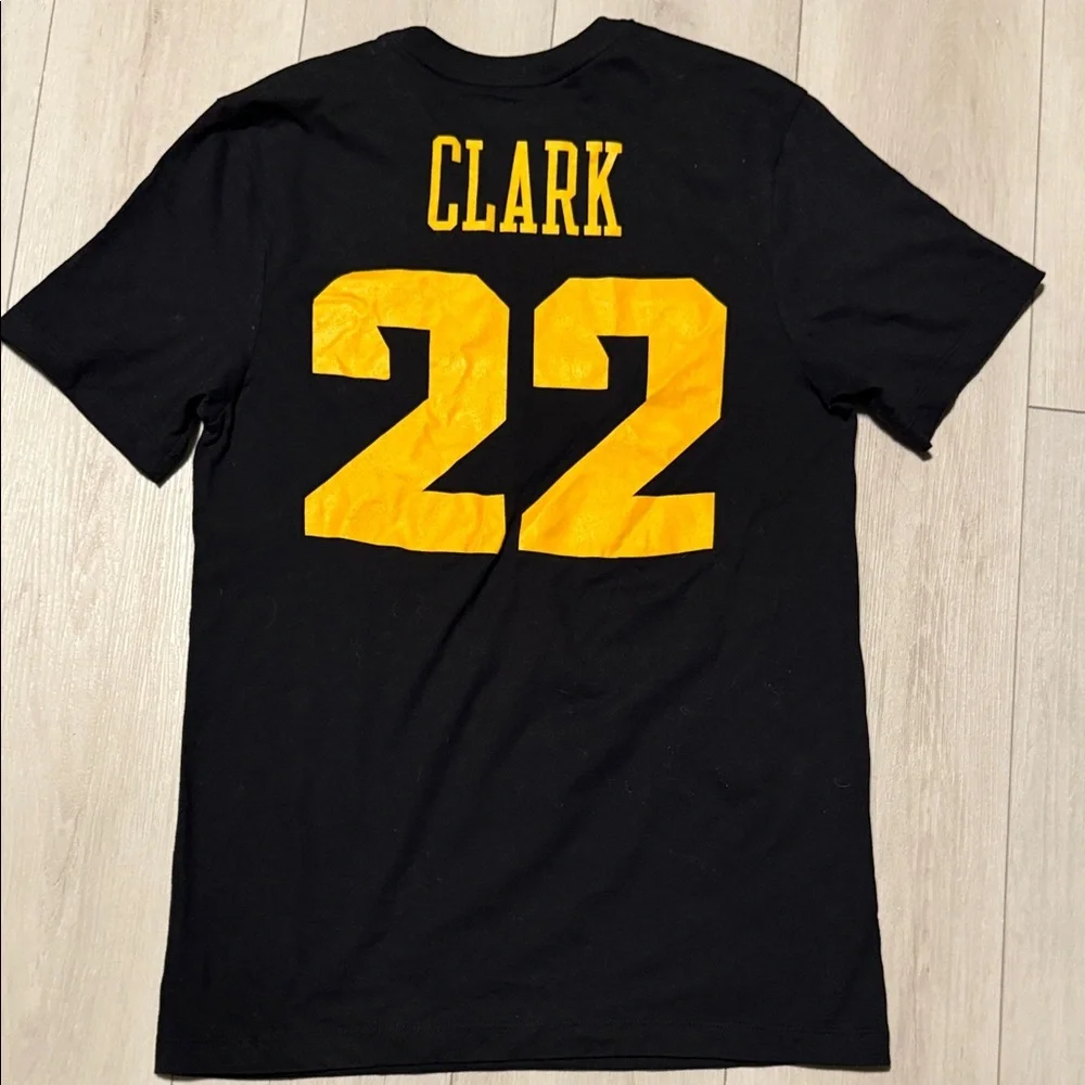 Nike Men’s Black Iowa Graphic Tee with Gold Print #22 Clark Size S